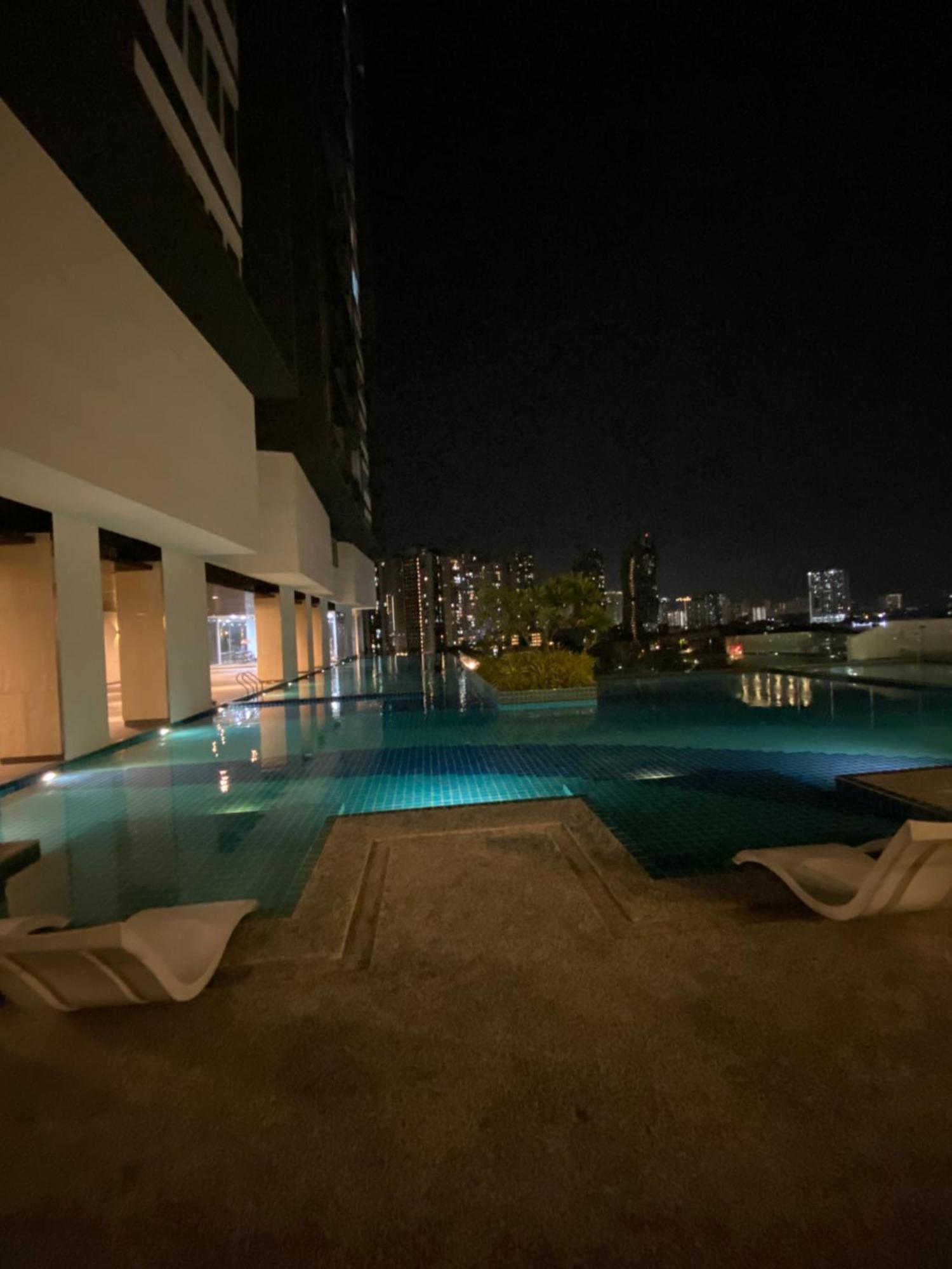 Infinite Pool! Room In קואלה לומפור מראה חיצוני תמונה